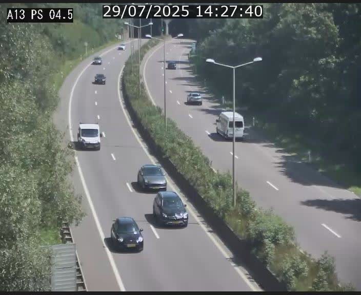 <h2>Traffic live webcam Luxembourg Differdange - A13 direction Esch-sur-Alzette - BK 4.5</h2>