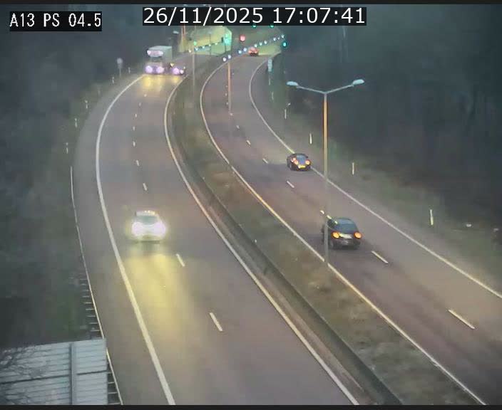 <h2>Traffic live webcam Luxembourg Differdange - A13 direction Esch-sur-Alzette - BK 4.5</h2>