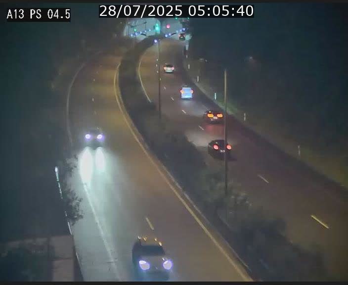 <h2>Traffic live webcam Luxembourg Differdange - A13 direction Esch-sur-Alzette - BK 4.5</h2>