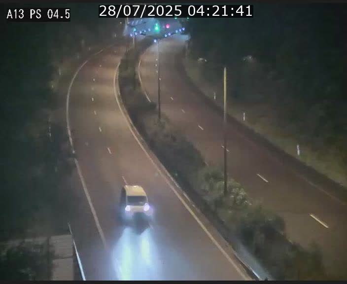 <h2>Traffic live webcam Luxembourg Differdange - A13 direction Esch-sur-Alzette - BK 4.5</h2>