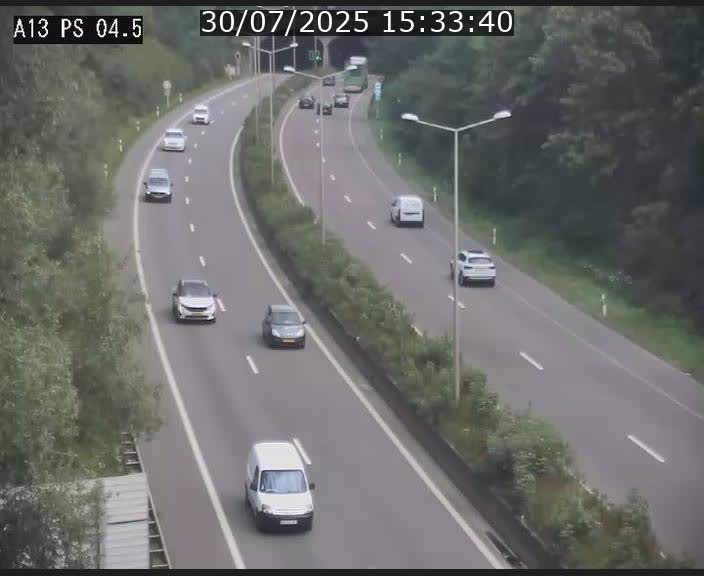 <h2>Traffic live webcam Luxembourg Differdange - A13 direction Esch-sur-Alzette - BK 4.5</h2>
