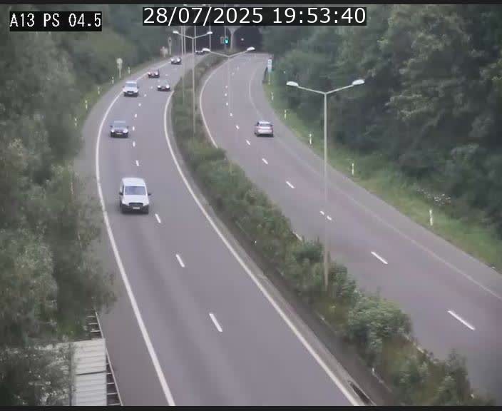 <h2>Traffic live webcam Luxembourg Differdange - A13 direction Esch-sur-Alzette - BK 4.5</h2>