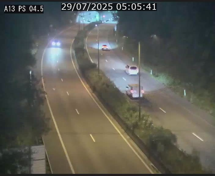 <h2>Traffic live webcam Luxembourg Differdange - A13 direction Esch-sur-Alzette - BK 4.5</h2>