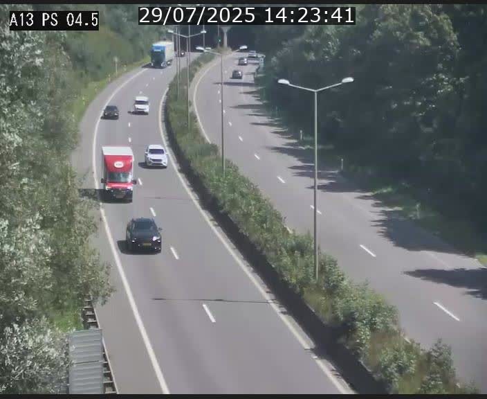 <h2>Traffic live webcam Luxembourg Differdange - A13 direction Esch-sur-Alzette - BK 4.5</h2>