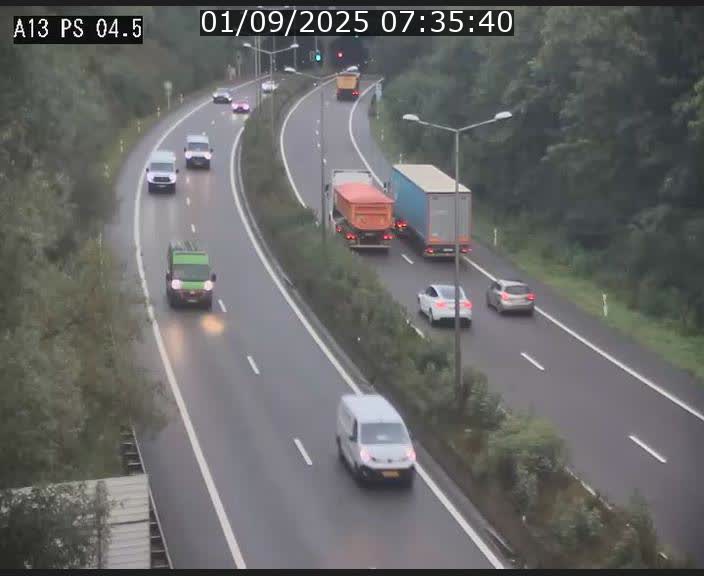 <h2>Traffic live webcam Luxembourg Differdange - A13 direction Esch-sur-Alzette - BK 4.5</h2>