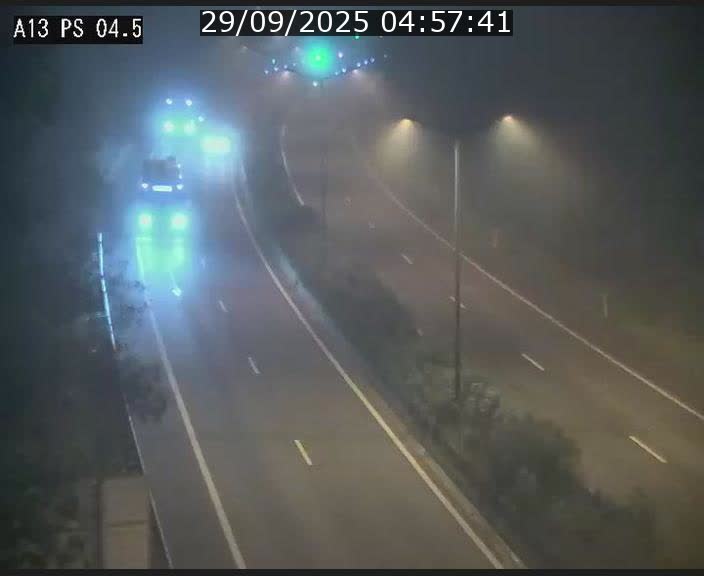 <h2>Traffic live webcam Luxembourg Differdange - A13 direction Esch-sur-Alzette - BK 4.5</h2>