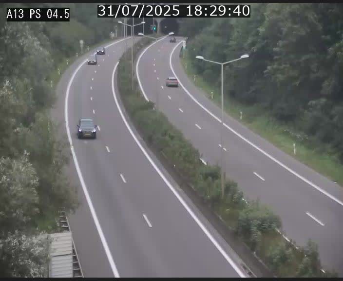 <h2>Traffic live webcam Luxembourg Differdange - A13 direction Esch-sur-Alzette - BK 4.5</h2>