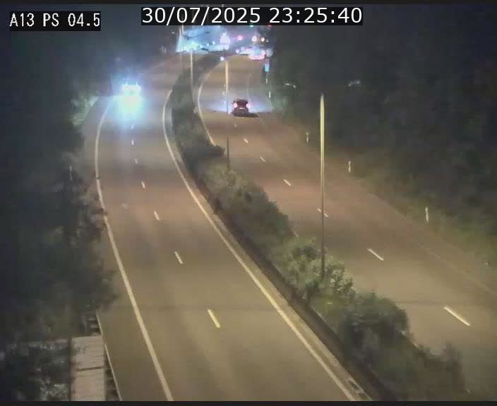 <h2>Traffic live webcam Luxembourg Differdange - A13 direction Esch-sur-Alzette - BK 4.5</h2>