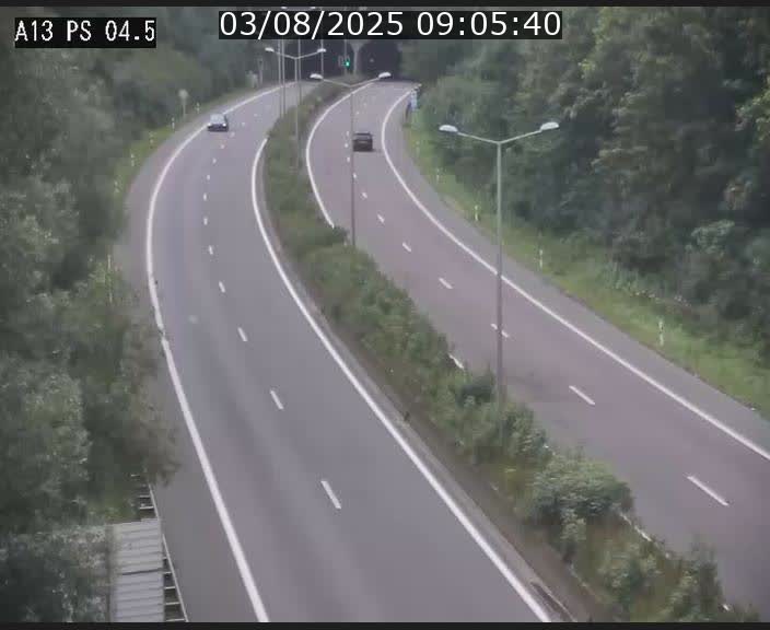 <h2>Traffic live webcam Luxembourg Differdange - A13 direction Esch-sur-Alzette - BK 4.5</h2>