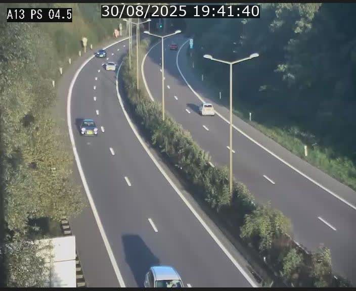 <h2>Traffic live webcam Luxembourg Differdange - A13 direction Esch-sur-Alzette - BK 4.5</h2>