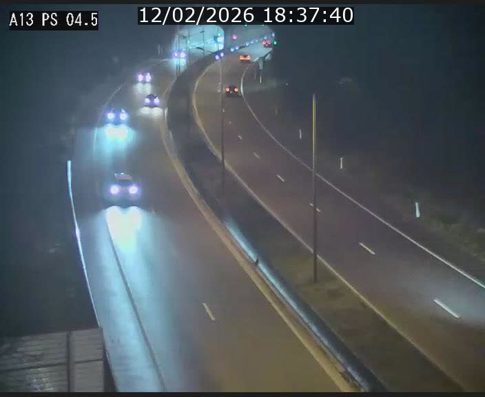 <h2>Traffic live webcam Luxembourg Differdange - A13 direction Esch-sur-Alzette - BK 4.5</h2>