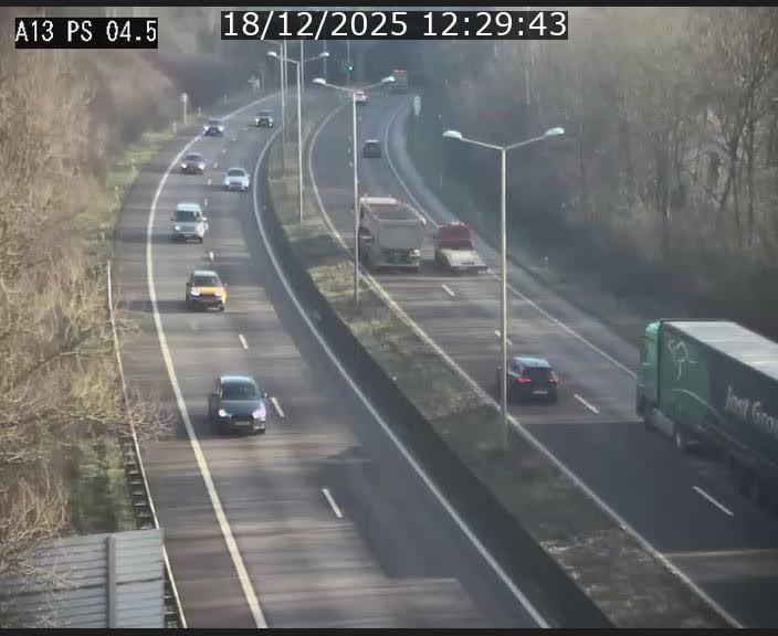 <h2>Traffic live webcam Luxembourg Differdange - A13 direction Esch-sur-Alzette - BK 4.5</h2>