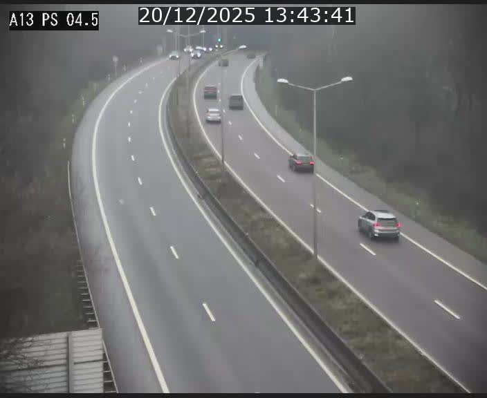 <h2>Traffic live webcam Luxembourg Differdange - A13 direction Esch-sur-Alzette - BK 4.5</h2>
