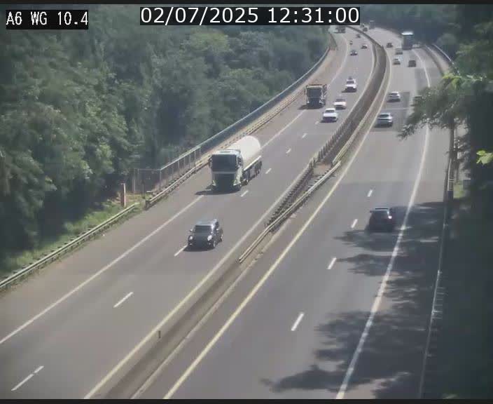 <h2>Traffic live webcam Luxembourg Mamer - A6 - BK 10.4 - direction Luxembourg/France/Allemagne</h2>