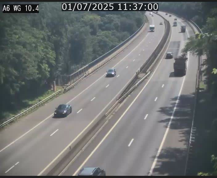 <h2>Traffic live webcam Luxembourg Mamer - A6 - BK 10.4 - direction Luxembourg/France/Allemagne</h2>