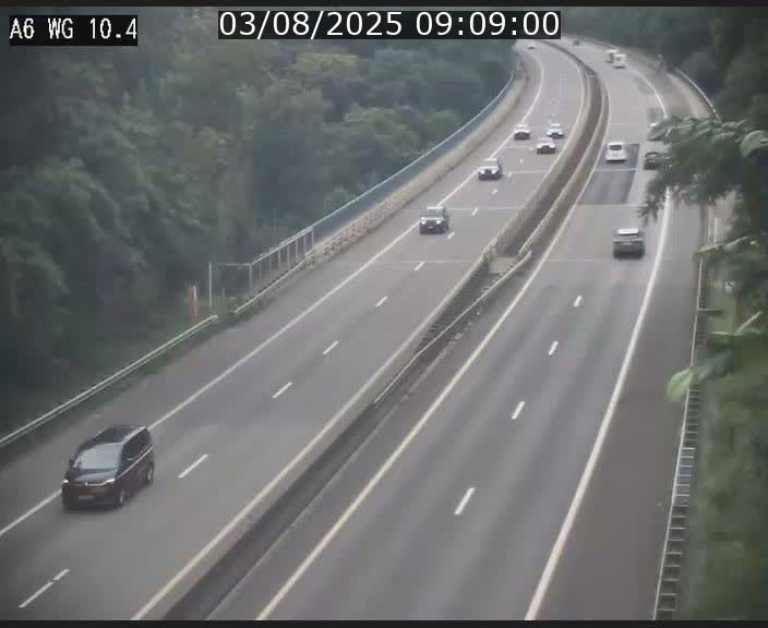 <h2>Traffic live webcam Luxembourg Mamer - A6 - BK 10.4 - direction Luxembourg/France/Allemagne</h2>