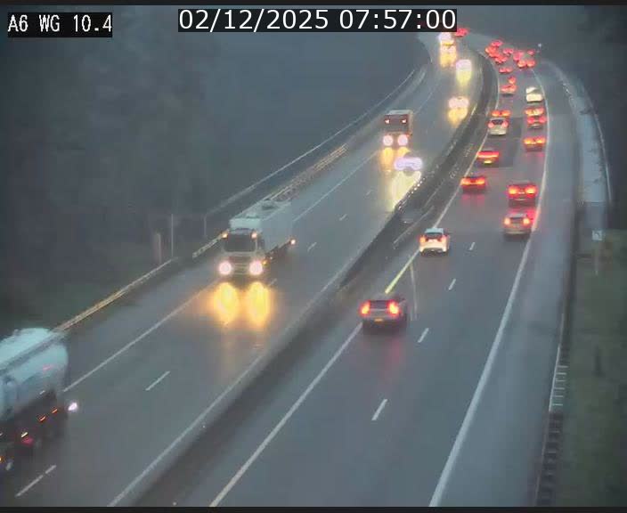 <h2>Traffic live webcam Luxembourg Mamer - A6 - BK 10.4 - direction Luxembourg/France/Allemagne</h2>