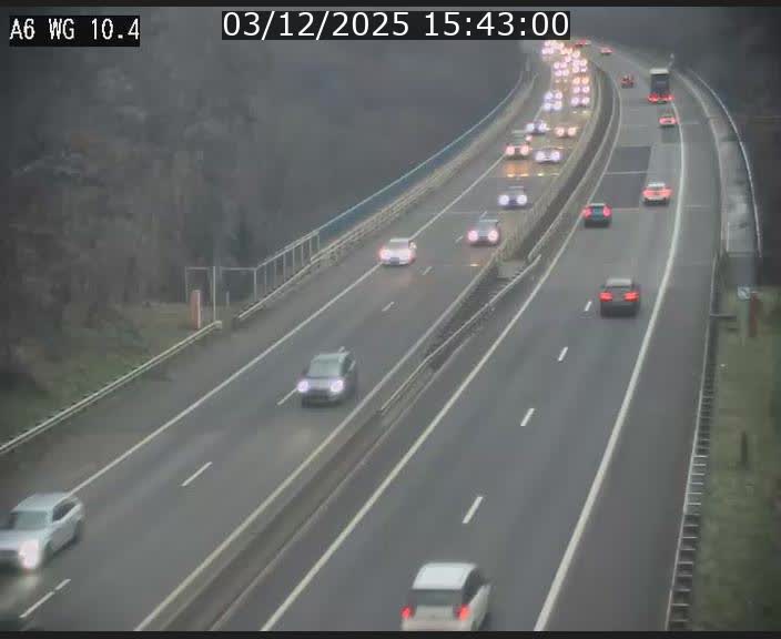 <h2>Traffic live webcam Luxembourg Mamer - A6 - BK 10.4 - direction Luxembourg/France/Allemagne</h2>