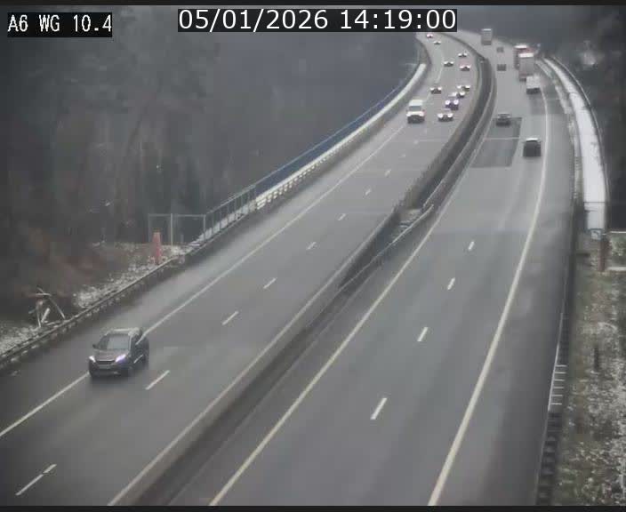 <h2>Traffic live webcam Luxembourg Mamer - A6 - BK 10.4 - direction Luxembourg/France/Allemagne</h2>