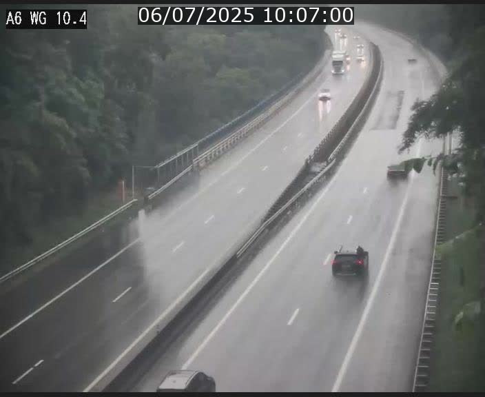 <h2>Traffic live webcam Luxembourg Mamer - A6 - BK 10.4 - direction Luxembourg/France/Allemagne</h2>