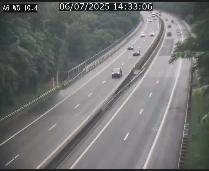 <h2>Traffic live webcam Luxembourg Mamer - A6 - BK 10.4 - direction Luxembourg/France/Allemagne</h2>