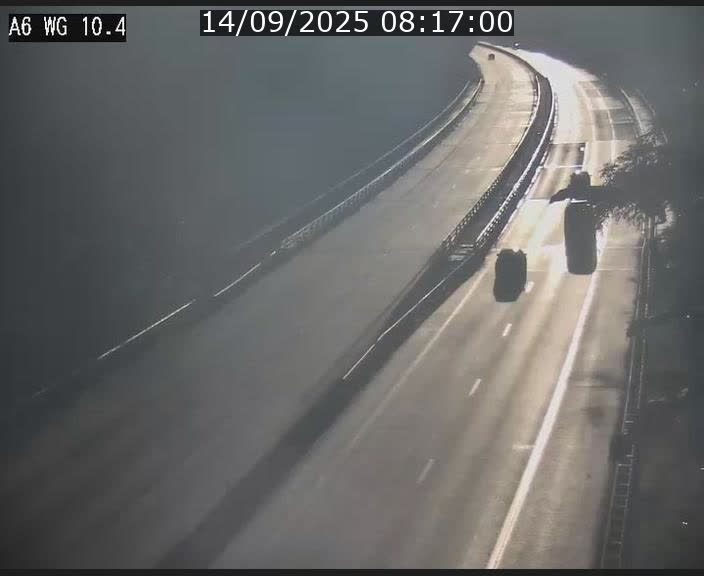 <h2>Traffic live webcam Luxembourg Mamer - A6 - BK 10.4 - direction Luxembourg/France/Allemagne</h2>