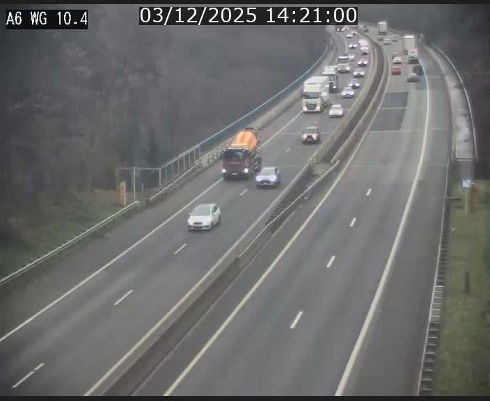<h2>Traffic live webcam Luxembourg Mamer - A6 - BK 10.4 - direction Luxembourg/France/Allemagne</h2>