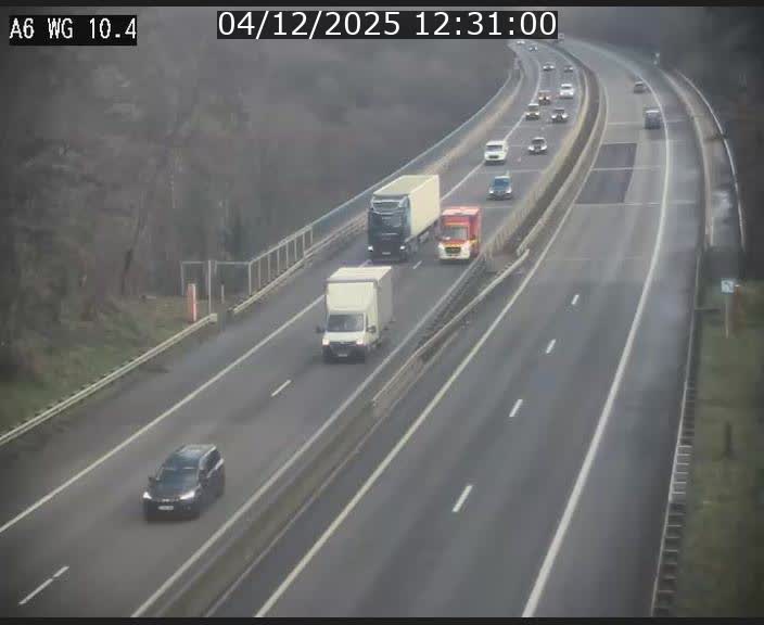 <h2>Traffic live webcam Luxembourg Mamer - A6 - BK 10.4 - direction Luxembourg/France/Allemagne</h2>