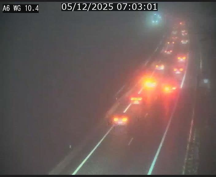 <h2>Traffic live webcam Luxembourg Mamer - A6 - BK 10.4 - direction Luxembourg/France/Allemagne</h2>