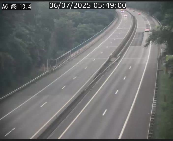 <h2>Traffic live webcam Luxembourg Mamer - A6 - BK 10.4 - direction Luxembourg/France/Allemagne</h2>