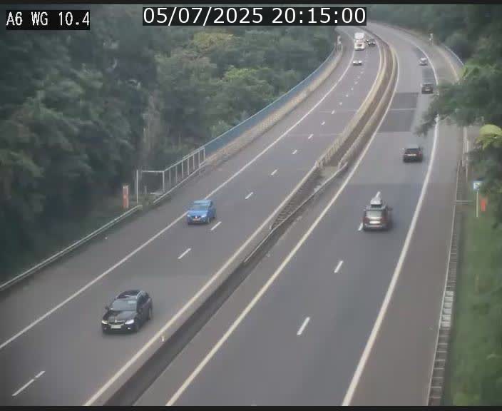 <h2>Traffic live webcam Luxembourg Mamer - A6 - BK 10.4 - direction Luxembourg/France/Allemagne</h2>