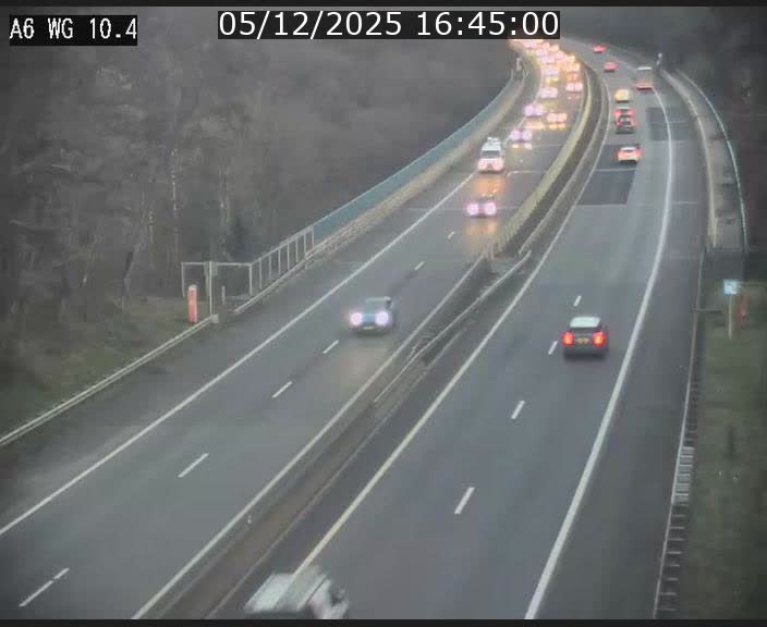 <h2>Traffic live webcam Luxembourg Mamer - A6 - BK 10.4 - direction Luxembourg/France/Allemagne</h2>