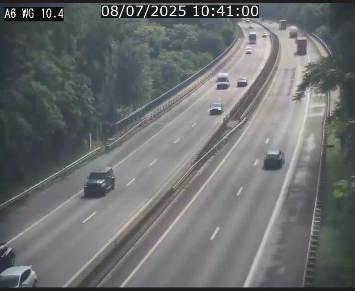 <h2>Traffic live webcam Luxembourg Mamer - A6 - BK 10.4 - direction Luxembourg/France/Allemagne</h2>