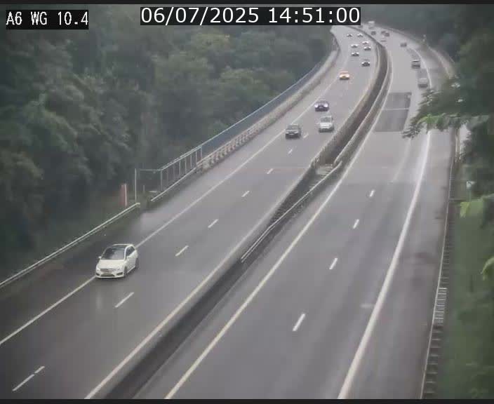<h2>Traffic live webcam Luxembourg Mamer - A6 - BK 10.4 - direction Luxembourg/France/Allemagne</h2>