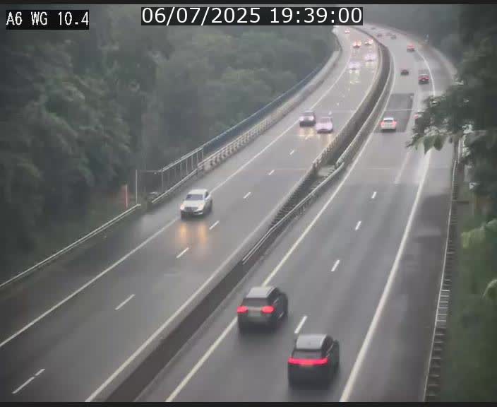 <h2>Traffic live webcam Luxembourg Mamer - A6 - BK 10.4 - direction Luxembourg/France/Allemagne</h2>