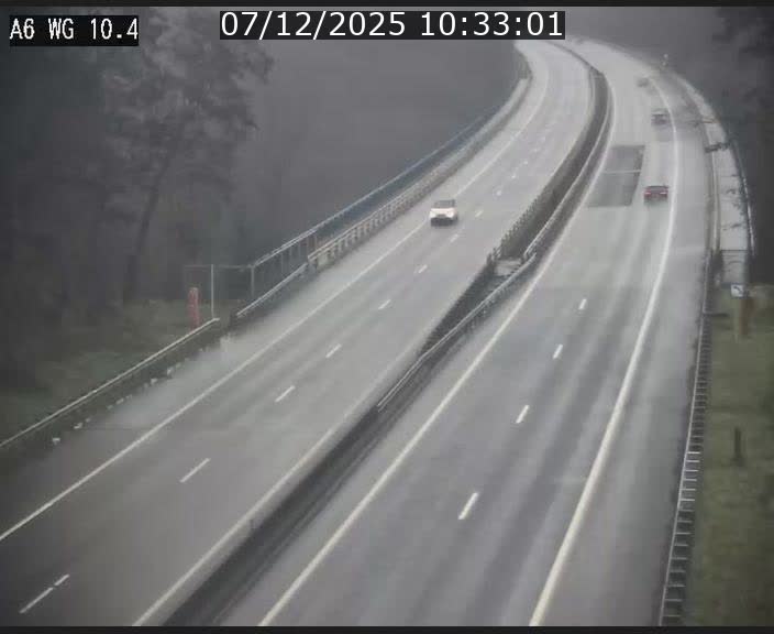 <h2>Traffic live webcam Luxembourg Mamer - A6 - BK 10.4 - direction Luxembourg/France/Allemagne</h2>