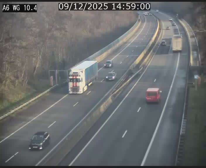 <h2>Traffic live webcam Luxembourg Mamer - A6 - BK 10.4 - direction Luxembourg/France/Allemagne</h2>