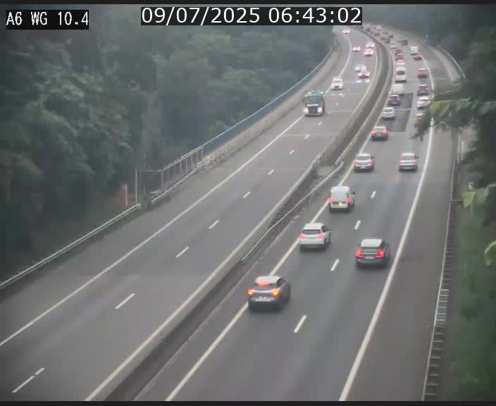 <h2>Traffic live webcam Luxembourg Mamer - A6 - BK 10.4 - direction Luxembourg/France/Allemagne</h2>