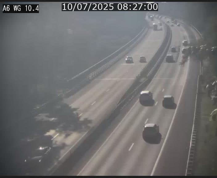 <h2>Traffic live webcam Luxembourg Mamer - A6 - BK 10.4 - direction Luxembourg/France/Allemagne</h2>