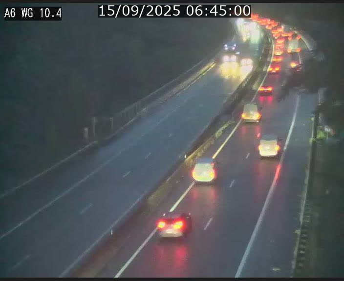 <h2>Traffic live webcam Luxembourg Mamer - A6 - BK 10.4 - direction Luxembourg/France/Allemagne</h2>