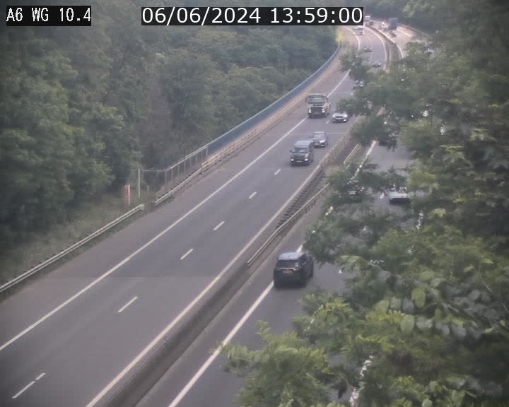 <h2>Traffic live webcam Luxembourg Mamer - A6 - BK 10.4 - direction Luxembourg/France/Allemagne</h2>
