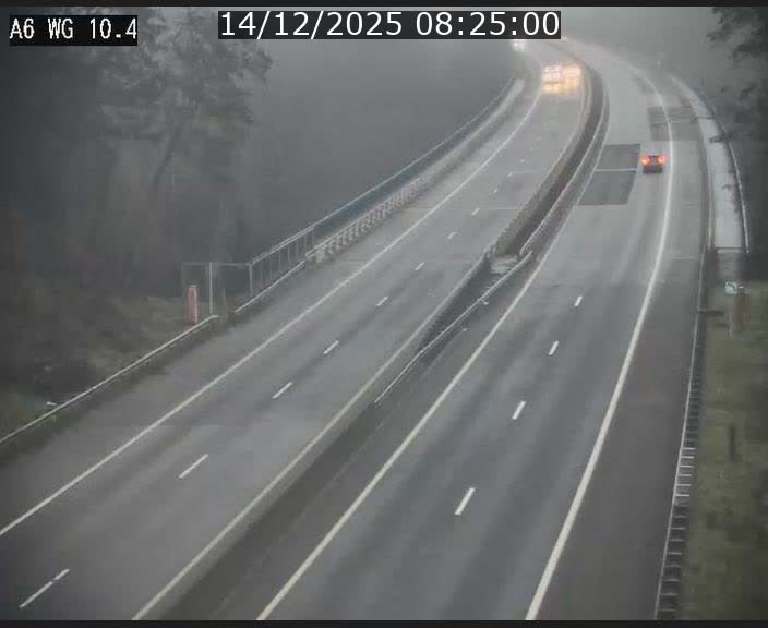 <h2>Traffic live webcam Luxembourg Mamer - A6 - BK 10.4 - direction Luxembourg/France/Allemagne</h2>