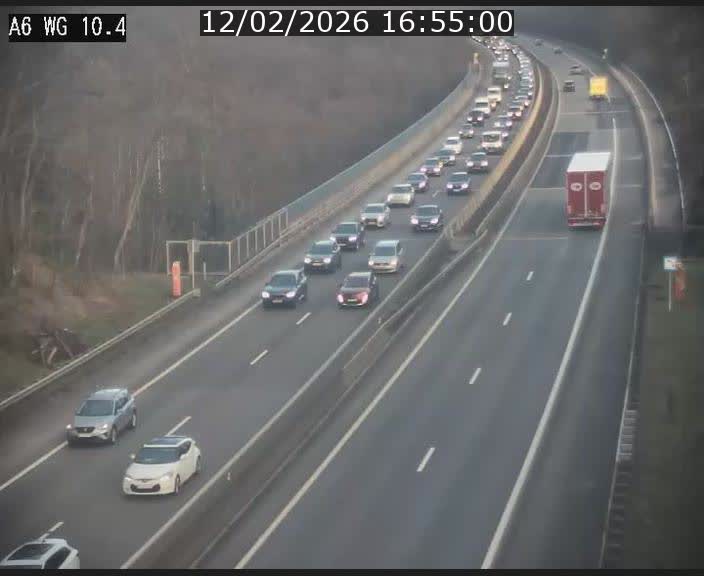 <h2>Traffic live webcam Luxembourg Mamer - A6 - BK 10.4 - direction Luxembourg/France/Allemagne</h2>