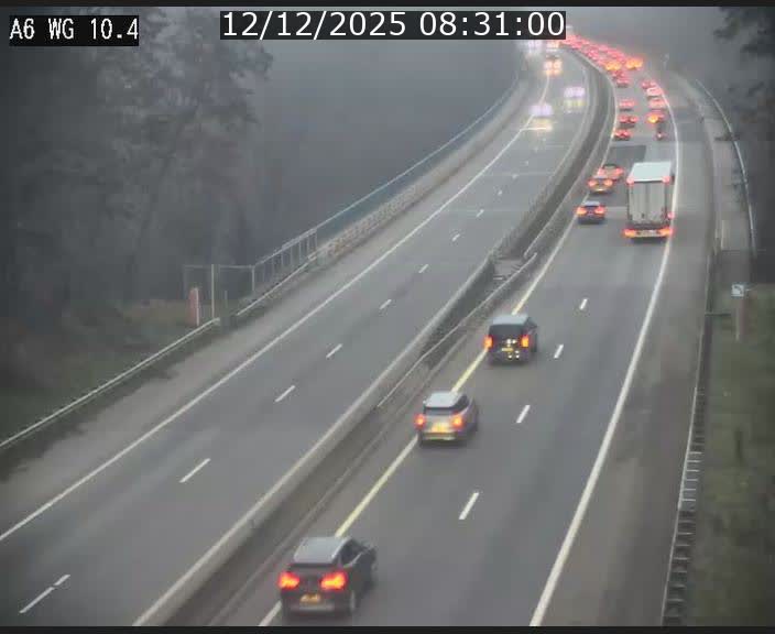 <h2>Traffic live webcam Luxembourg Mamer - A6 - BK 10.4 - direction Luxembourg/France/Allemagne</h2>