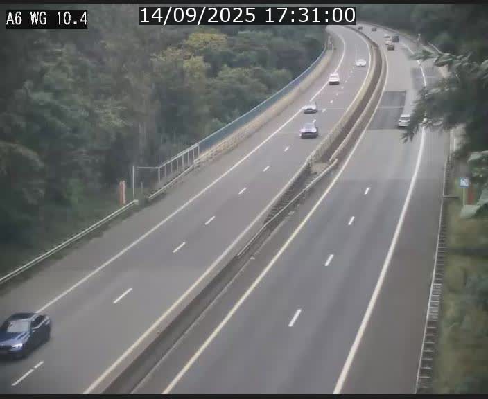 <h2>Traffic live webcam Luxembourg Mamer - A6 - BK 10.4 - direction Luxembourg/France/Allemagne</h2>