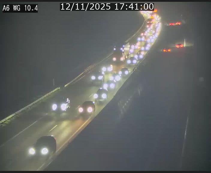 <h2>Traffic live webcam Luxembourg Mamer - A6 - BK 10.4 - direction Luxembourg/France/Allemagne</h2>