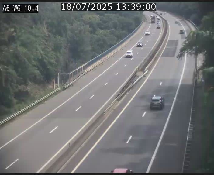 <h2>Traffic live webcam Luxembourg Mamer - A6 - BK 10.4 - direction Luxembourg/France/Allemagne</h2>