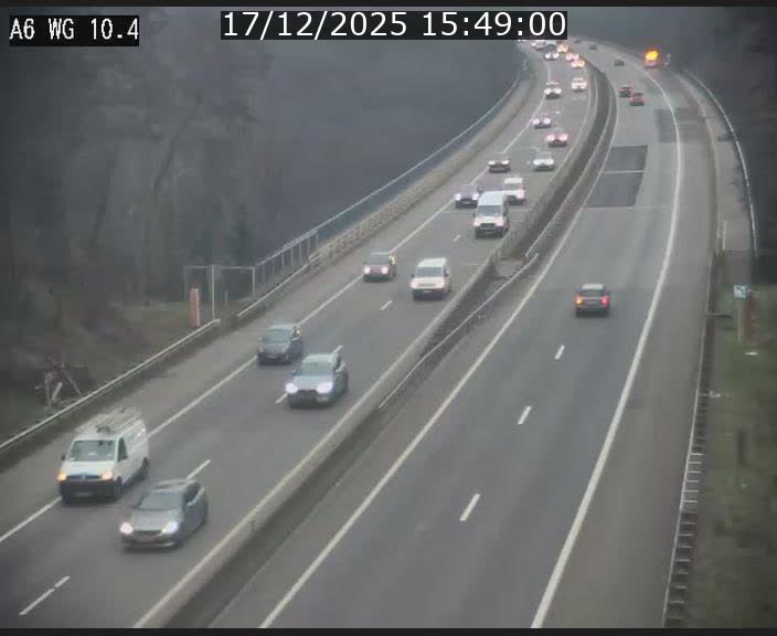 <h2>Traffic live webcam Luxembourg Mamer - A6 - BK 10.4 - direction Luxembourg/France/Allemagne</h2>