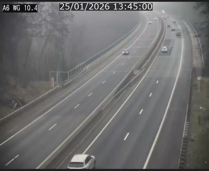 <h2>Traffic live webcam Luxembourg Mamer - A6 - BK 10.4 - direction Luxembourg/France/Allemagne</h2>