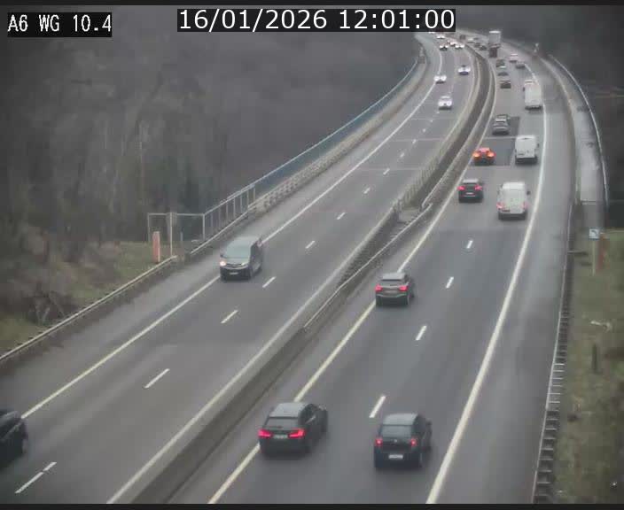 <h2>Traffic live webcam Luxembourg Mamer - A6 - BK 10.4 - direction Luxembourg/France/Allemagne</h2>